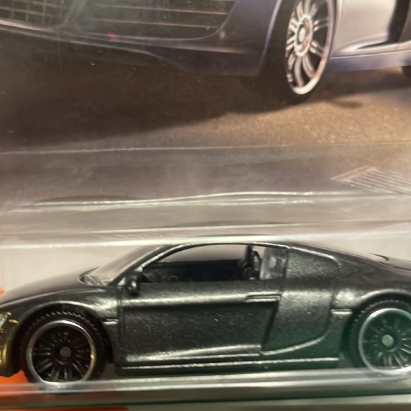 Audi R8 - Picture 11 of 13